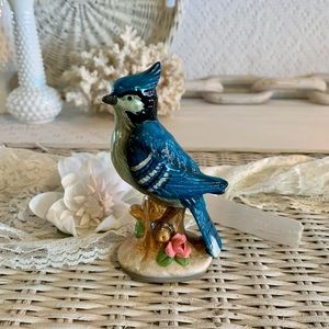 Vintage Ceramic Bluejay 🪶 Home Decor